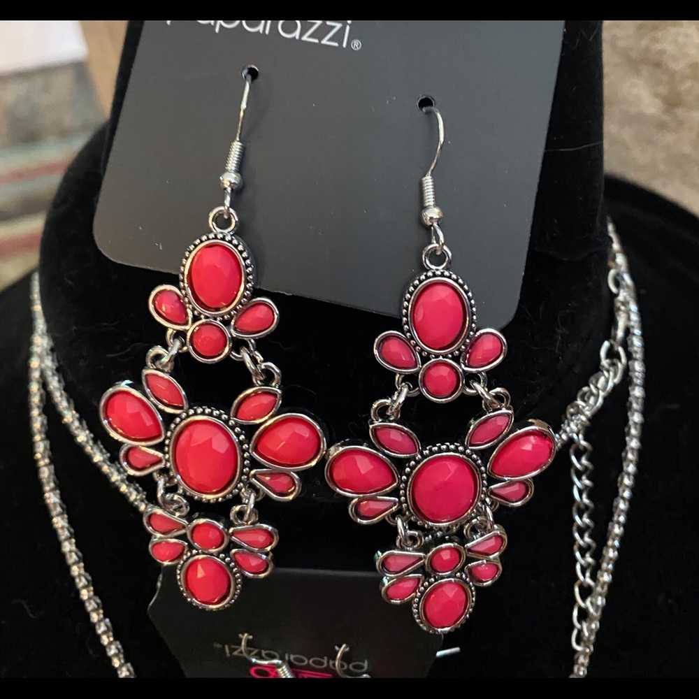 Hot pink paparazzi set